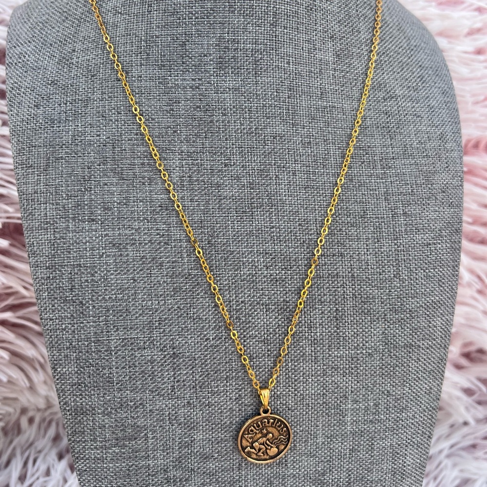 Aquarius Chain Necklace